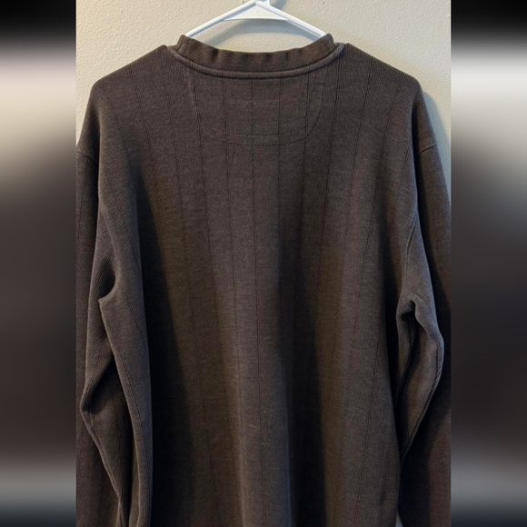 Columbia Sportswear Men's Brown sweater size xl.  Like new - Picture 3 of 5